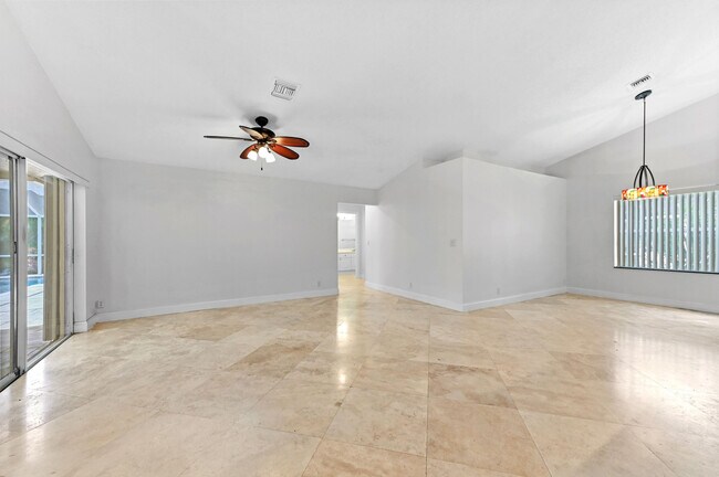 Building Photo - 6740 Brookhurst Cir