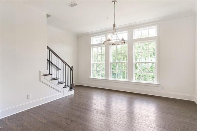 Building Photo - 6803 Prelude Dr