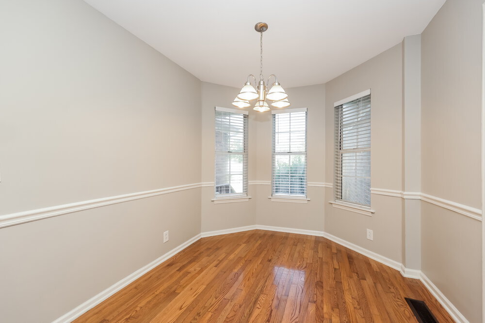 Building Photo - 3724 Belle Oaks Dr