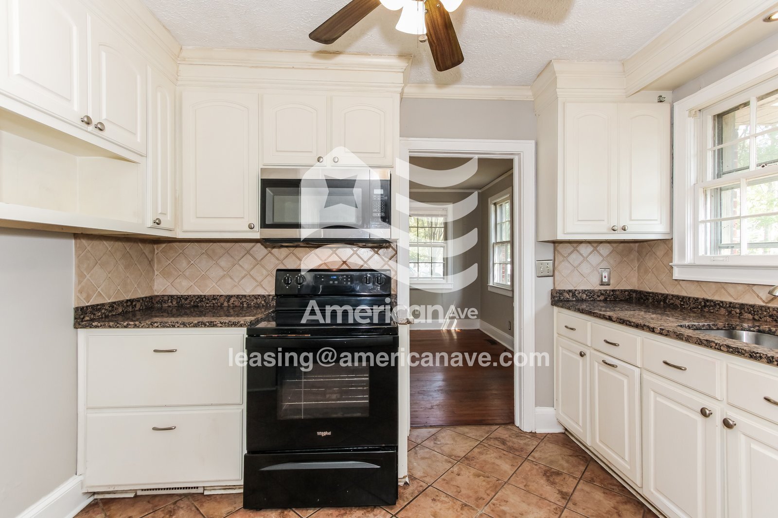 Building Photo - 318 Lyles St