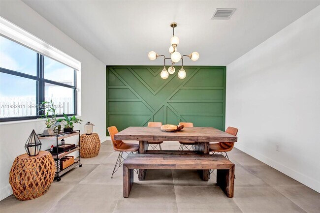 Building Photo - 10333 SW 232nd St