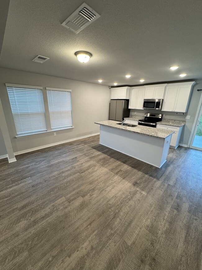 Building Photo - 14157 Sanctuary Trails Dr