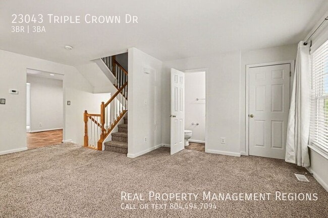 Building Photo - 23043 Triple Crown Dr