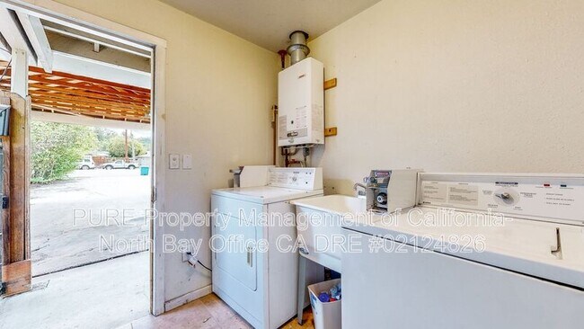 Building Photo - 3125 Hoen Ave