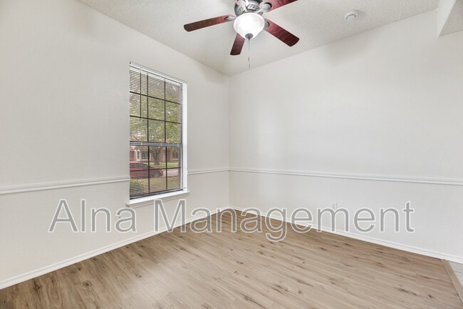 Building Photo - 7713 Rice Dr