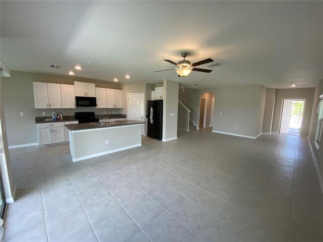 Building Photo - 7038 Samuel Ivy Dr