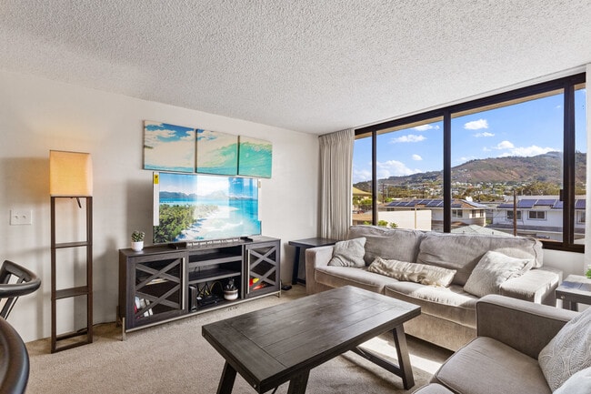 Building Photo - 909 Coolidge St