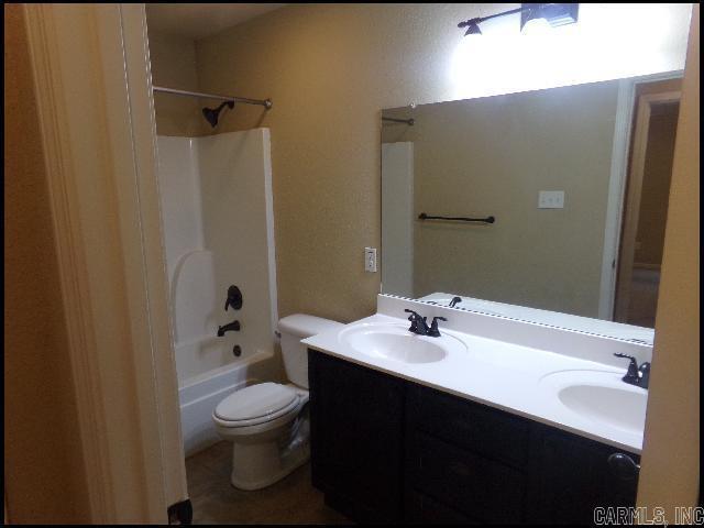 Building Photo - 5532 Trammel Estates Dr