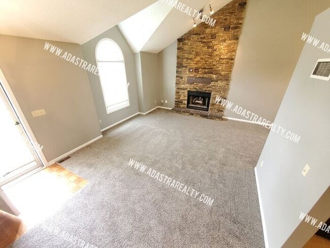 Building Photo - Gorgeous Shawnee Mission NW Home-Available...