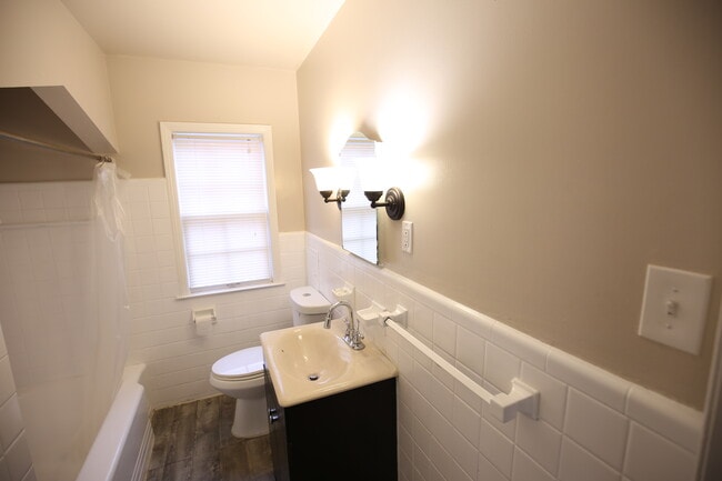 Building Photo - 17390 Bradford Ave