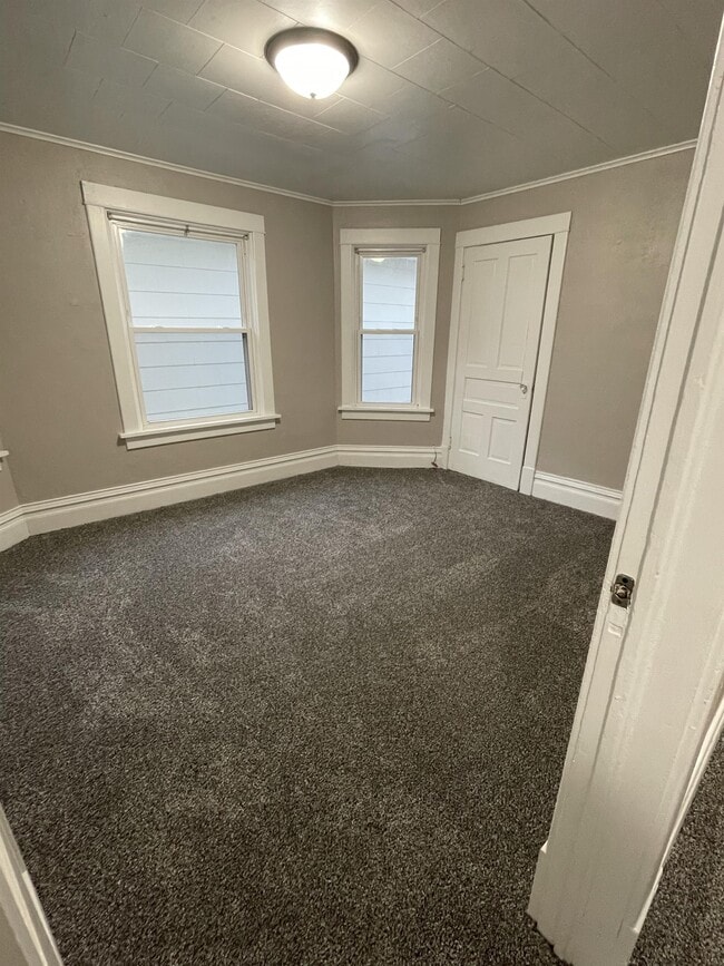 Building Photo - 2410 White St