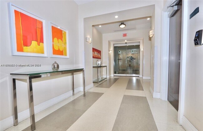 Building Photo - 3001 S Ocean Dr