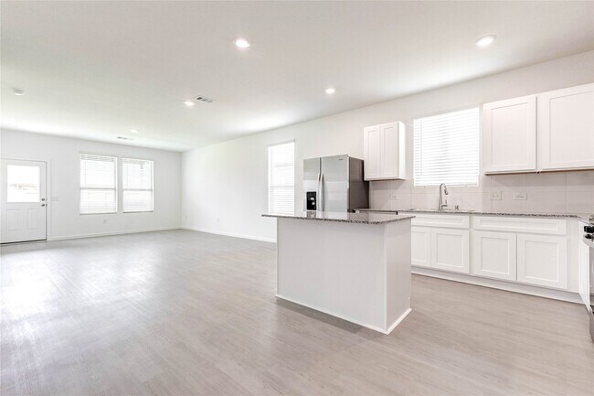 Building Photo - 15011 Rustic Moon Rd