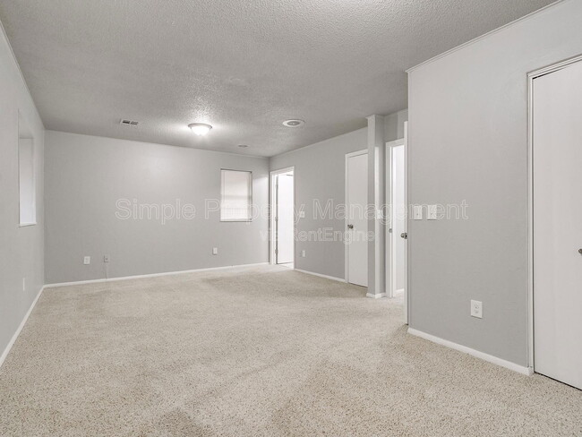 Building Photo - 6109 Kingston Rd