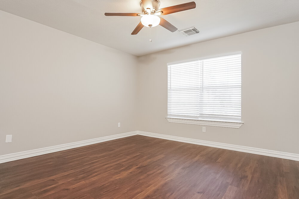 Building Photo - 2922 Brahman Dr