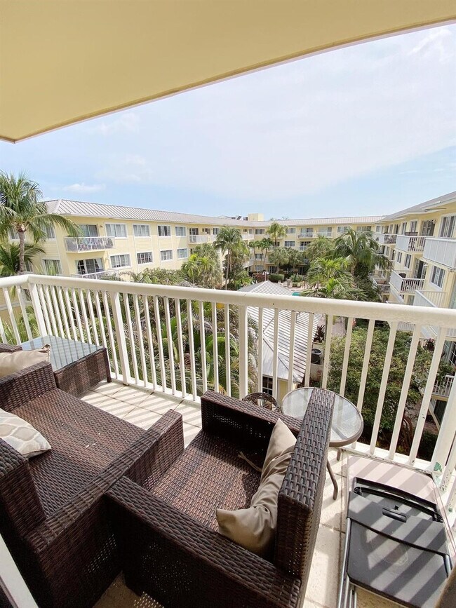 Building Photo - 1501 E Broward Blvd