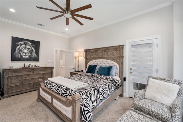 Building Photo - 245 Colonial Dr