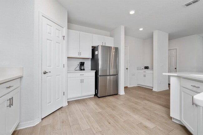 Building Photo - 18 Polermo Ave