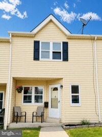 Building Photo - 614 Fraley St