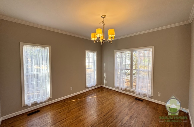 Building Photo - 203 Ridgecrest Dr