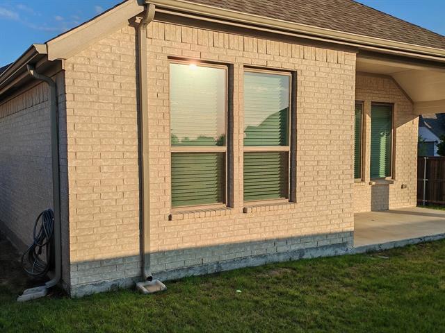 Building Photo - 2301 Kirkstall Wy