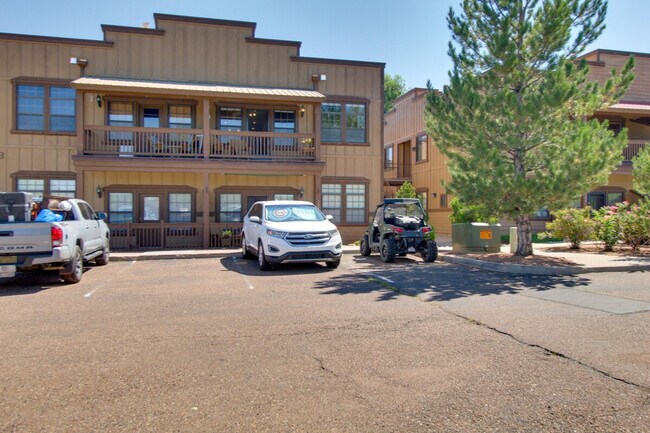 Building Photo - 2373 Quarter Horse Trl