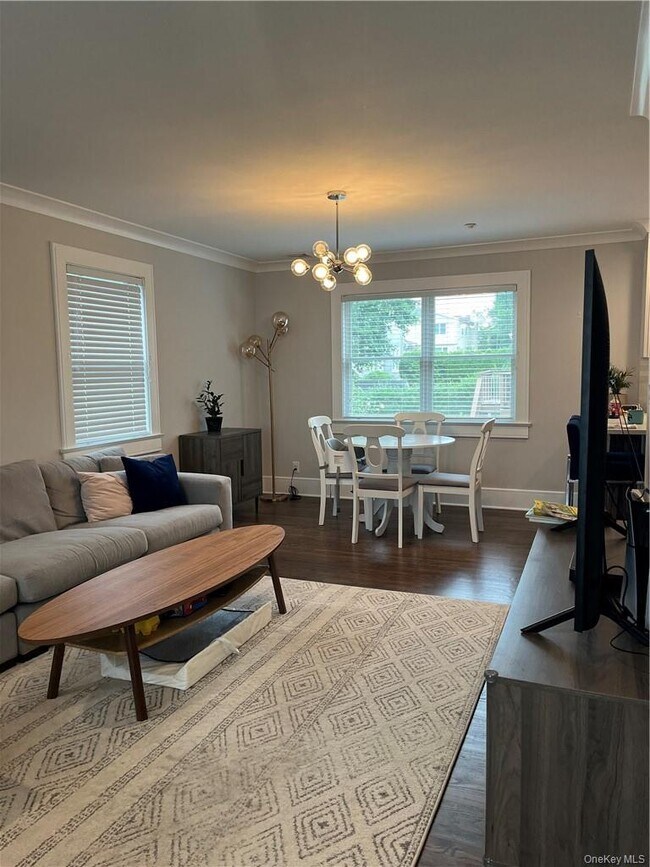 Building Photo - 68 Henry Ave