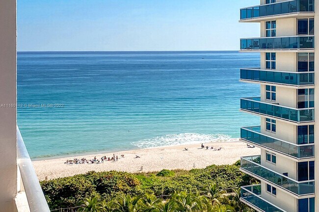 Primary Photo - 9225 Collins Ave