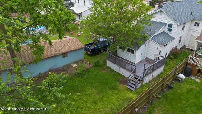 Building Photo - 121 Throop St