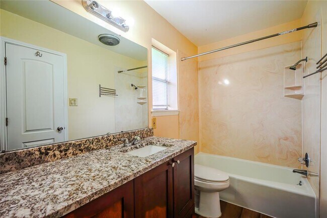 Building Photo - 1103 Crown Ridge Path