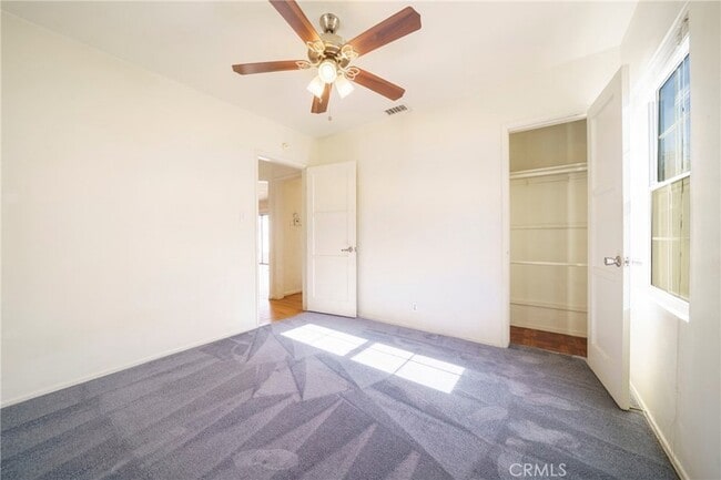 Building Photo - 5446 Columbus Ave