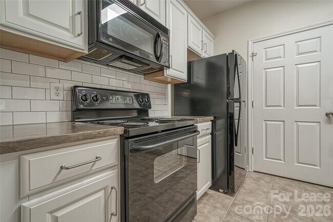 Building Photo - 3246 Margellina Drive