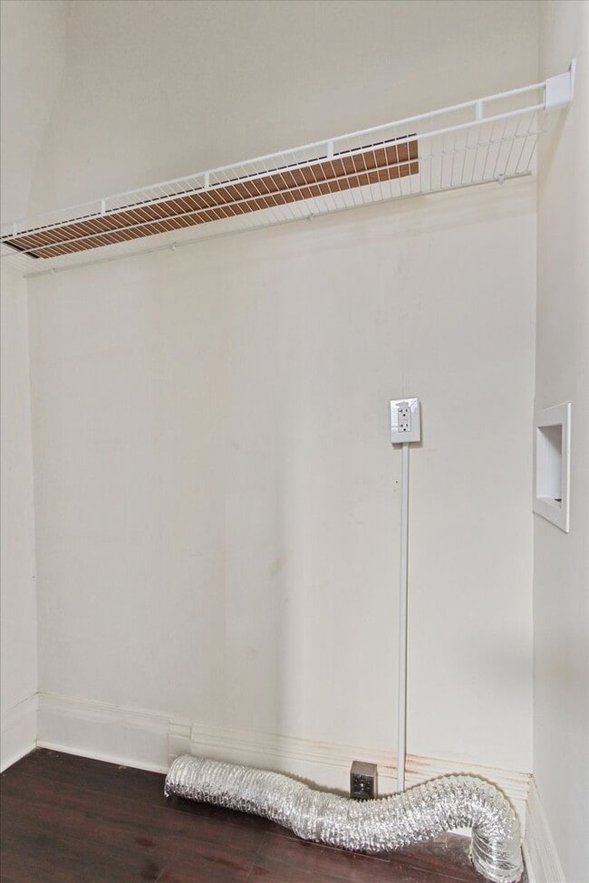 Building Photo - Spacious 4 Bedroom Home for Rent in York, PA!