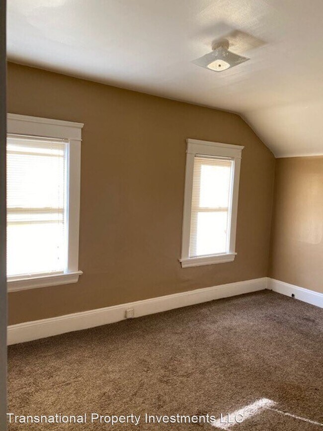 Building Photo - 3 br, 1.5 bath House - 8602 Jeffries Avenue