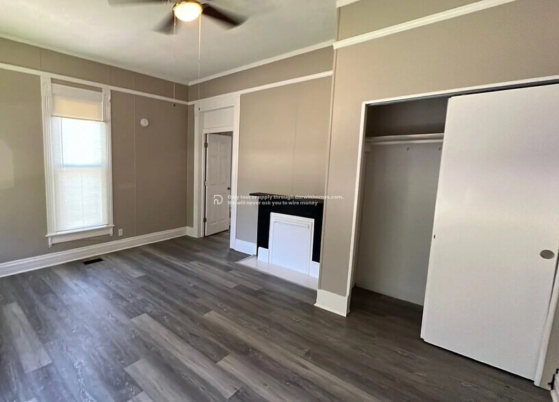 Building Photo - 910 Watt St