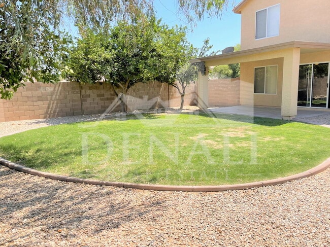 Building Photo - 31443 N Cactus Dr