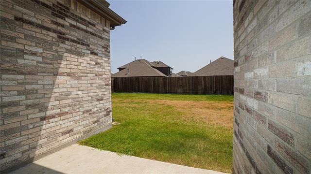 Building Photo - 3031 Aqueduct Ave