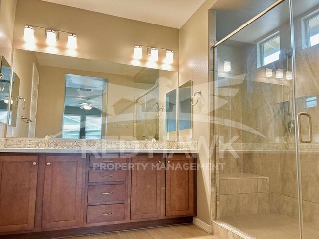 Building Photo - 41300 W Palmyra Ln