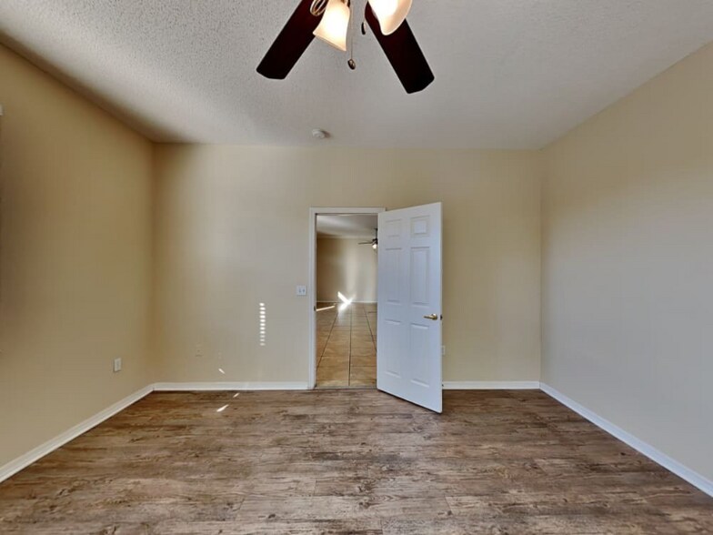 Building Photo - 632 Heather Glen Loop