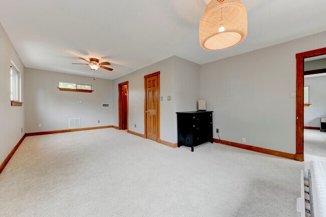 Building Photo - 13918 Hummingbird Ln