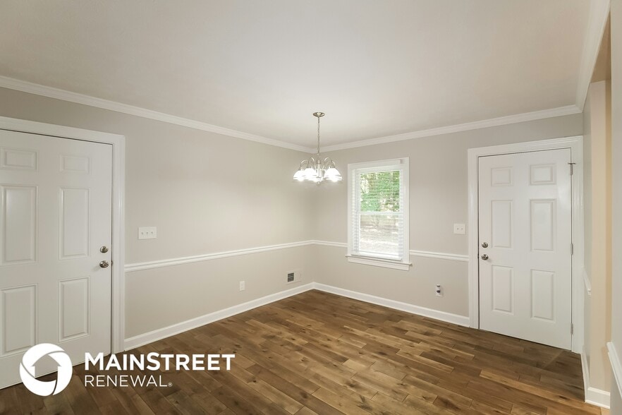 Building Photo - 6348 Phillips Pl