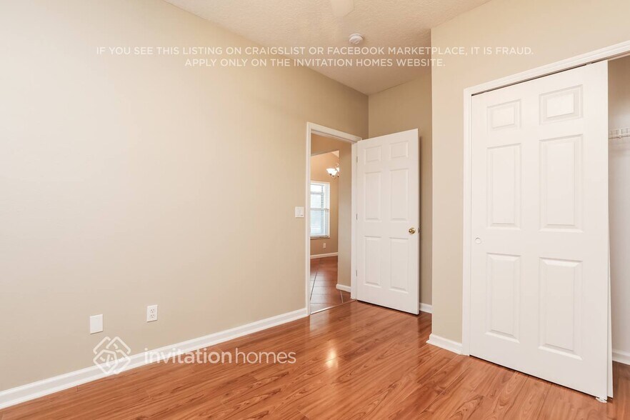 Building Photo - 13659 Hawk Lake Dr