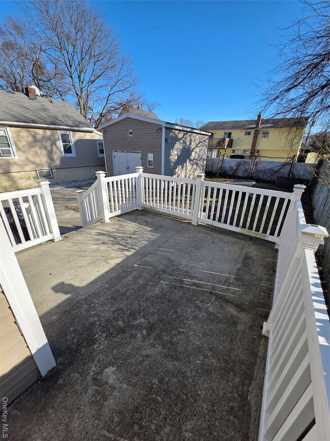 Building Photo - 1075 Harrison St