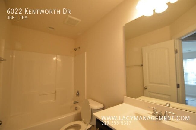 Building Photo - 6022 Kentworth Dr