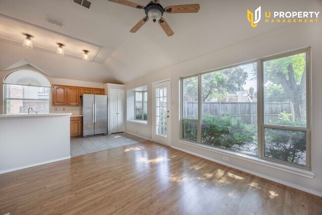 Building Photo - What's special