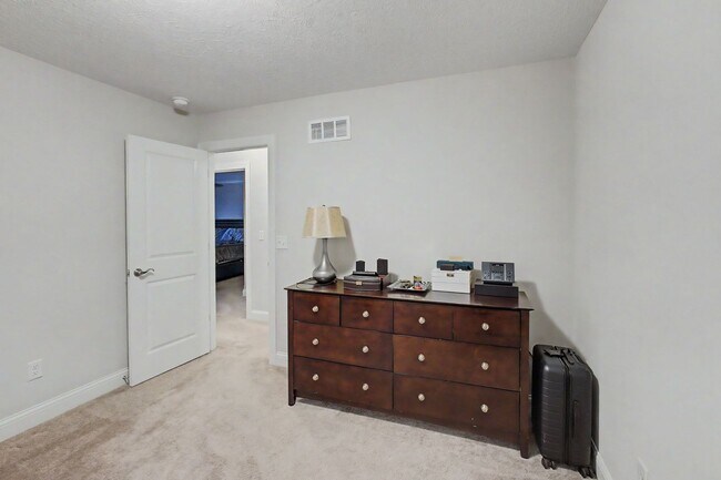 Building Photo - Spacious 4-Bedroom, 3.5-Bathroom Townhome & 2-Car Garage-West Champaign