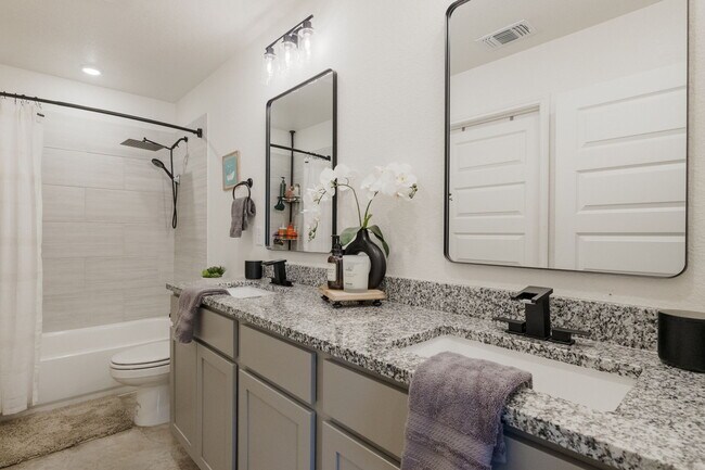 Building Photo - 803 Wax Myrtle Ct