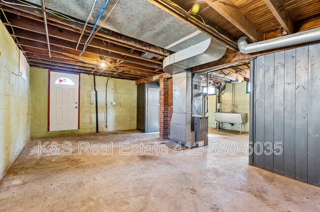 Building Photo - 209 Hurston Way