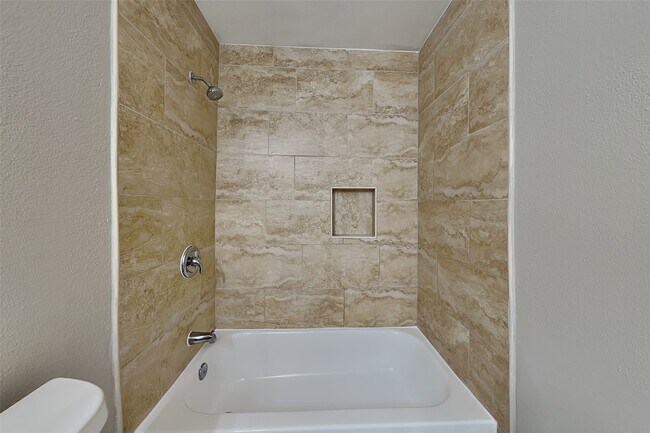 Building Photo - 2331 Trotter Dr