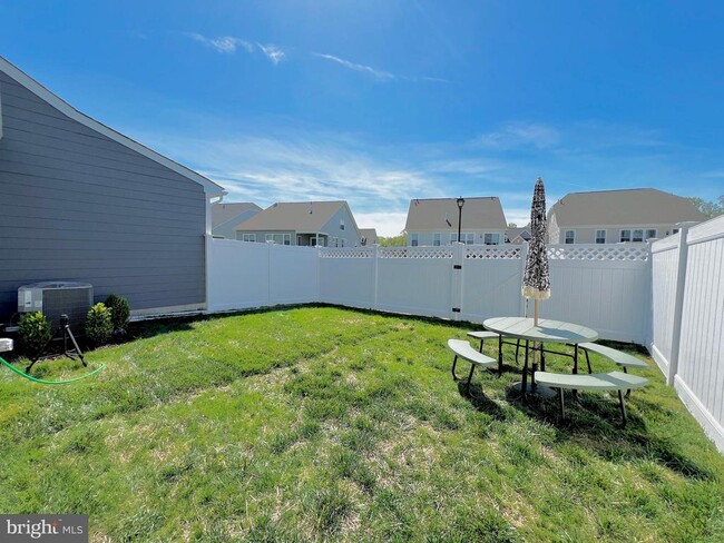 Building Photo - 3908 Glacier Bay Pl